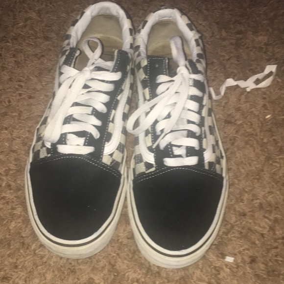 Checker Bored Vans - Picture 2 of 5